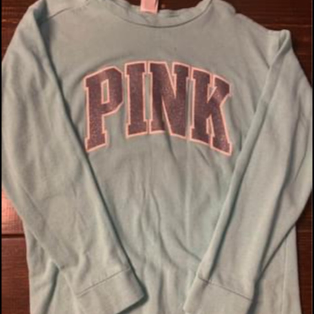 Women’s PINK long sleeved shirt
